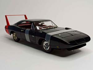 DODGE CHARGER DAYTONA 1969 ERTL 1:18 — фото 5