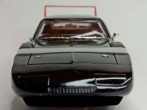 DODGE CHARGER DAYTONA 1969 ERTL 1:18 — фото 7