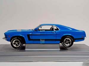 FORD MUSTANG GRABBER 1970 ERTL 1:18 — фото 2