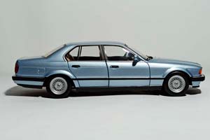 BMW 730I E32 1986 MINICHAMPS 1:18 — фото 4