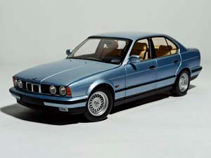 BMW 535I E34 1988 MINICHAMPS 1:18