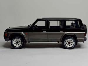 NISSAN PATROL GR Y60 1:18 OTTOMOBILE — фото 4