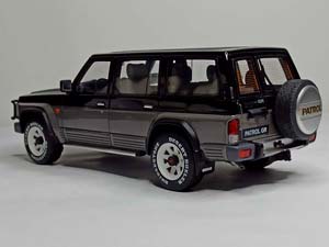NISSAN PATROL GR Y60 1:18 OTTOMOBILE — фото 5