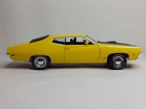 FORD TORINO COBRA 1970 AUTOWORLD 1:18 — фото 6