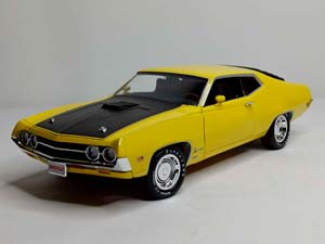 FORD TORINO COBRA 1970 AUTOWORLD 1:18