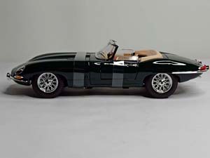 JAGUAR E TYPE 1962 BBURAGO 1:18 — фото 2