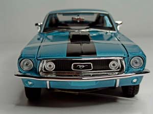 FORD MUSTANG GT COBRA 1:18 MAISTO — фото 8