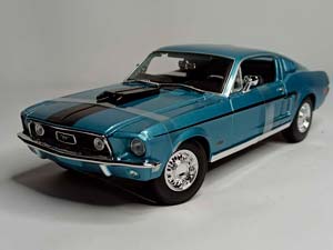 FORD MUSTANG GT COBRA 1:18 MAISTO — фото 9