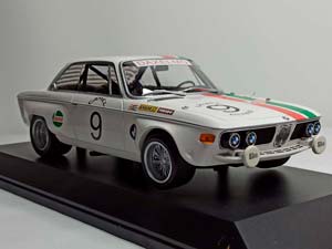 BMW 2800 CS TEAM 24H SPA 1971 MINICHAMPS 1:18 — фото 7