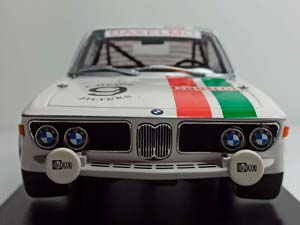 BMW 2800 CS TEAM 24H SPA 1971 MINICHAMPS 1:18 — фото 8