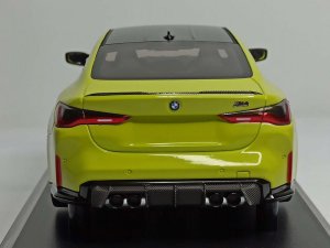 BMW M4 YELLOW (G82) 2020 LIMITED 1:18 MINICHAMPS — фото 3