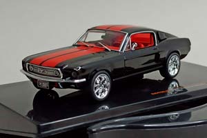 FORD MUSTANG FASTBACK 1967 IXO 1:43