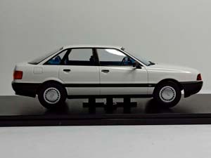AUDI 80 (B3) WHITE 1:18 KK SCALE — фото 8