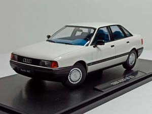 AUDI 80 (B3) WHITE 1:18 KK SCALE
