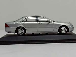 MERCEDES S CLASS W220 MINICHAMPS 1:43 — фото 8