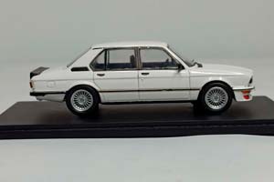 BMW M535 (E12) 1:43 SPARK — фото 6