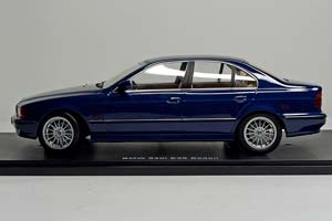 BMW 540I SEDAN (E39) KK SCALE 1:18 — фото 3