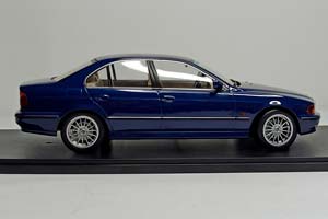 BMW 540I SEDAN (E39) KK SCALE 1:18 — фото 6