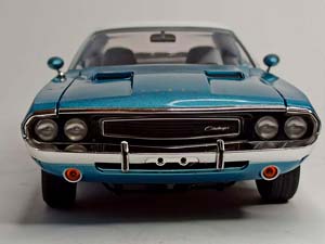 DODGE CHALLENGER 1970 GREENLIGHT 1:18 — фото 9