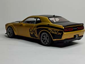 DODGE CHALLENGER R/T SCAT PACK WIDEBODY 1:18 — фото 5