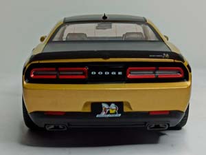 DODGE CHALLENGER R/T SCAT PACK WIDEBODY 1:18 — фото 6