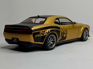 DODGE CHALLENGER R/T SCAT PACK WIDEBODY 1:18 — фото 9