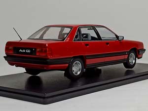 AUDI 100 TORNADO RED 1:18 — фото 5