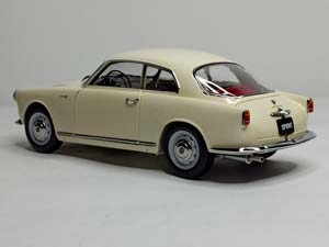 ALFA ROMEO GIULIETTA SPRINT 1:18 KYOSHO — фото 5