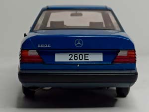 MERCEDES 260E W124 1984 MCG 1:18 — фото 6