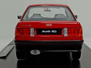 AUDI 80 B3 TORNADO RED 1:18 — фото 4