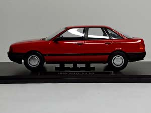 AUDI 80 B3 TORNADO RED 1:18 — фото 2