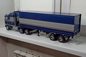 KENWORTH K100 AERODYNE 1976+ ПРИЦЕП 1:18 — фото 3
