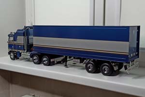 KENWORTH K100 AERODYNE 1976+ ПРИЦЕП 1:18 — фото 4