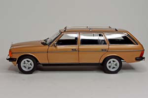MERCEDES W123 T-MODELL AMG PACKAGE 1:18 NOREV — фото 3