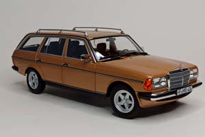MERCEDES W123 T-MODELL AMG PACKAGE 1:18 NOREV — фото 7