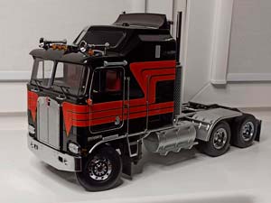 KENWORTH K100 AERODYNE-1976 +ПРИЦЕП 1:18 — фото 5