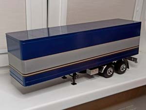 KENWORTH W900 + ПРИЦЕП (ФУРА) 1:18 — фото 9