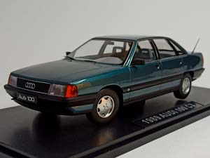 AUDI 100 C3 1989 BLUE-GREEN 1:18
