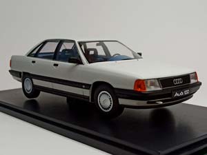 AUDI 100 C3 1989 WHITE 1:18 — фото 7