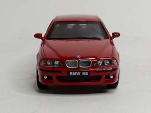 BMW M5 E39 RED SOLIDO 1:43 — фото 4