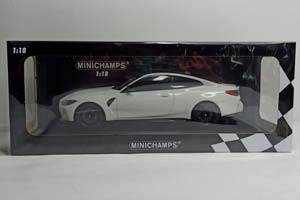 BMW M4 -2020 (G82) WHITE 1:18 MINICHAMPS — фото 10