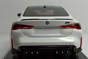 BMW M4 -2020 (G82) WHITE 1:18 MINICHAMPS — фото 4