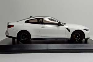 BMW M4 -2020 (G82) WHITE 1:18 MINICHAMPS — фото 6