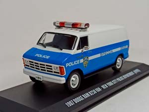 DODGE RAM B250 (NYPD) 1987 GREENLIGHT 1:43 — фото 8