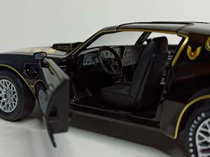 PONTIAC FIREBIRD TRANS AM 1979 (РОККИ 4) 1:24 — фото 3