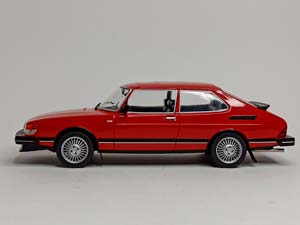 SAAB 900 TURBO RED 1:18 MCG — фото 3