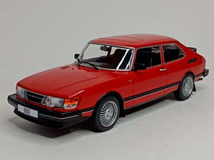 SAAB 900 TURBO RED 1:18 MCG — фото 9