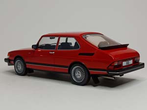 SAAB 900 TURBO RED 1:18 MCG — фото 2