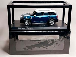 MINI COOPER COUNTRYMAN 1:18 KYOSHO — фото 10