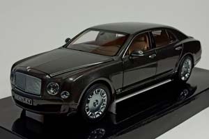 BENTLEY MULSANNE (2010) 1:18 MINICHAMPS